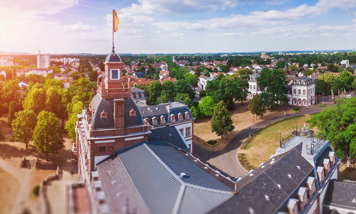 就像格林兄弟的童话故事