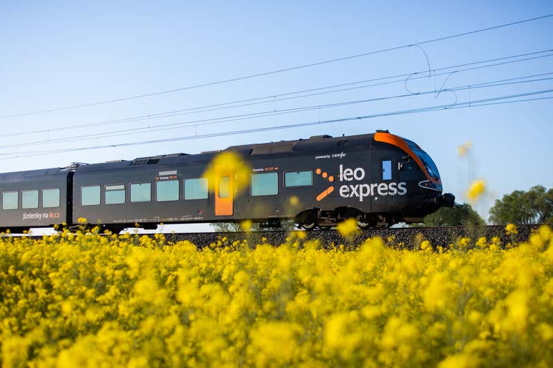 Long distance train spring_high.jpg